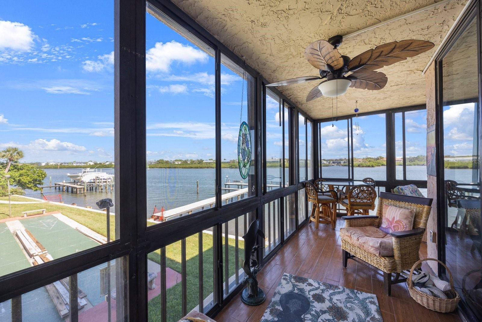 BAY MARINER THE CONDO - Residential