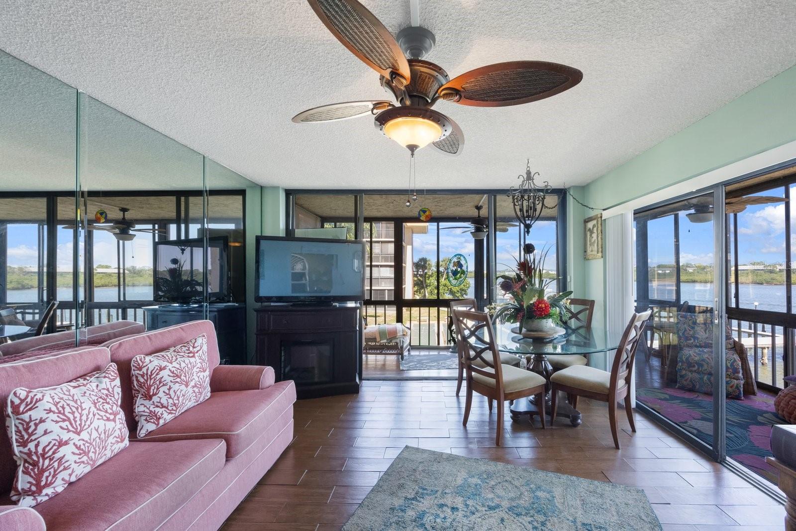 BAY MARINER THE CONDO - Residential