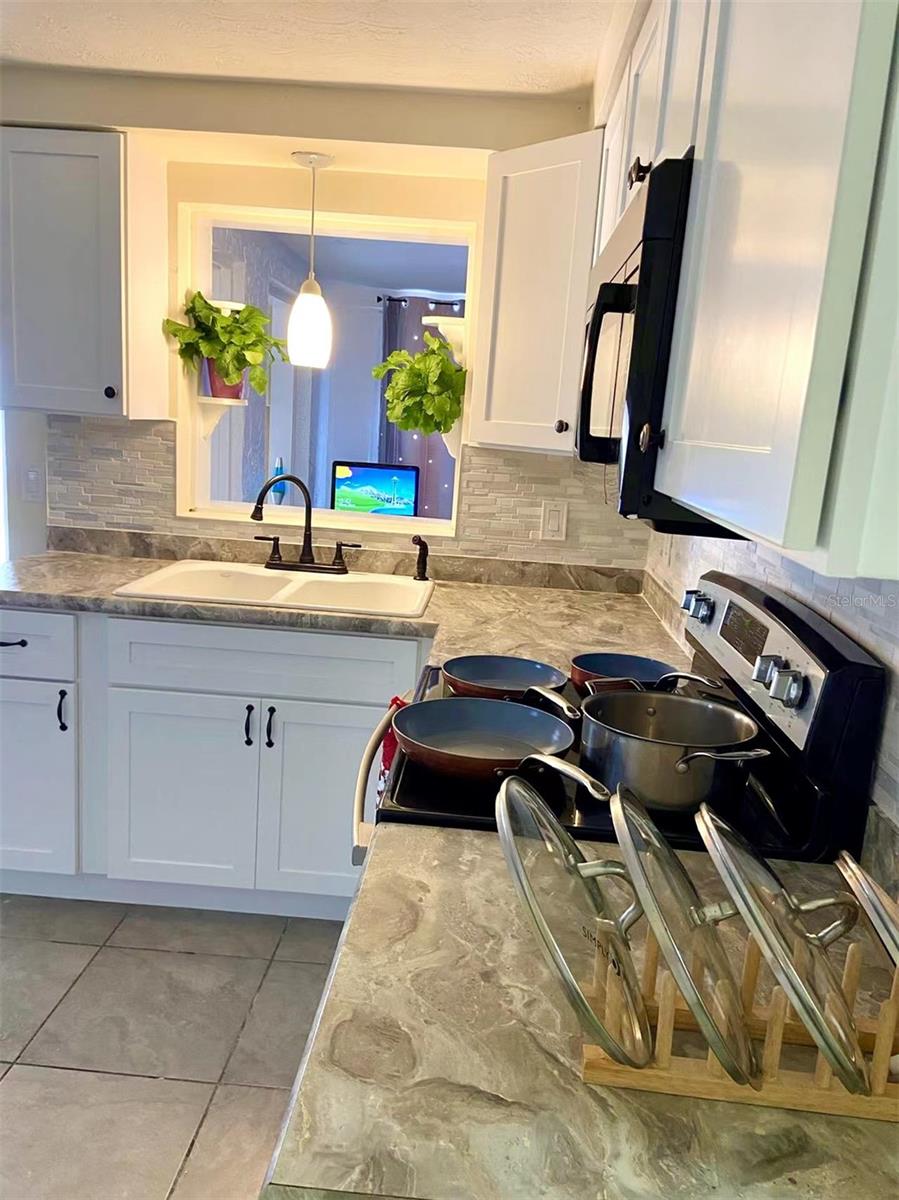 RIDGEWOOD GARDENS 1ST ADD - Residential