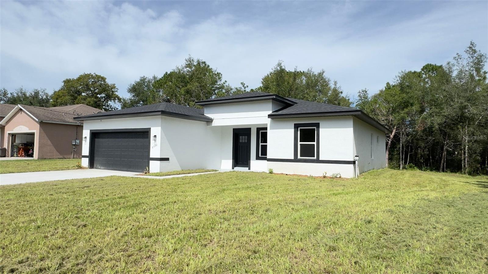 8596 N SPARTAN DRIVE
