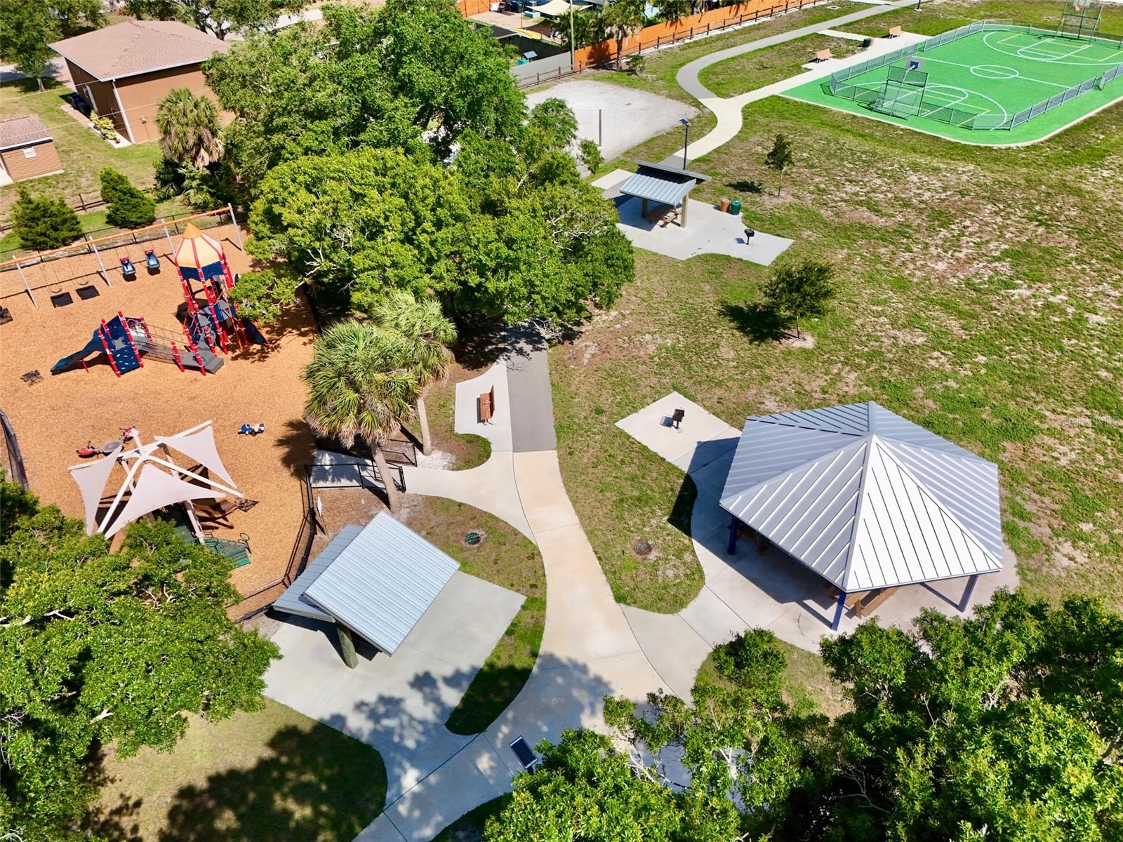 SOUTH VENICE - Residential