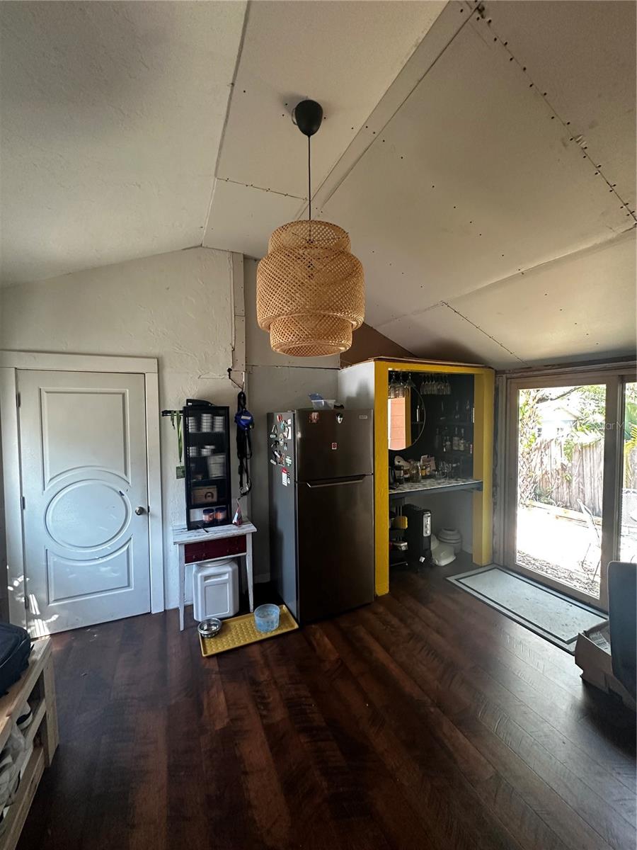 BARNARDS SUB D E - Residential