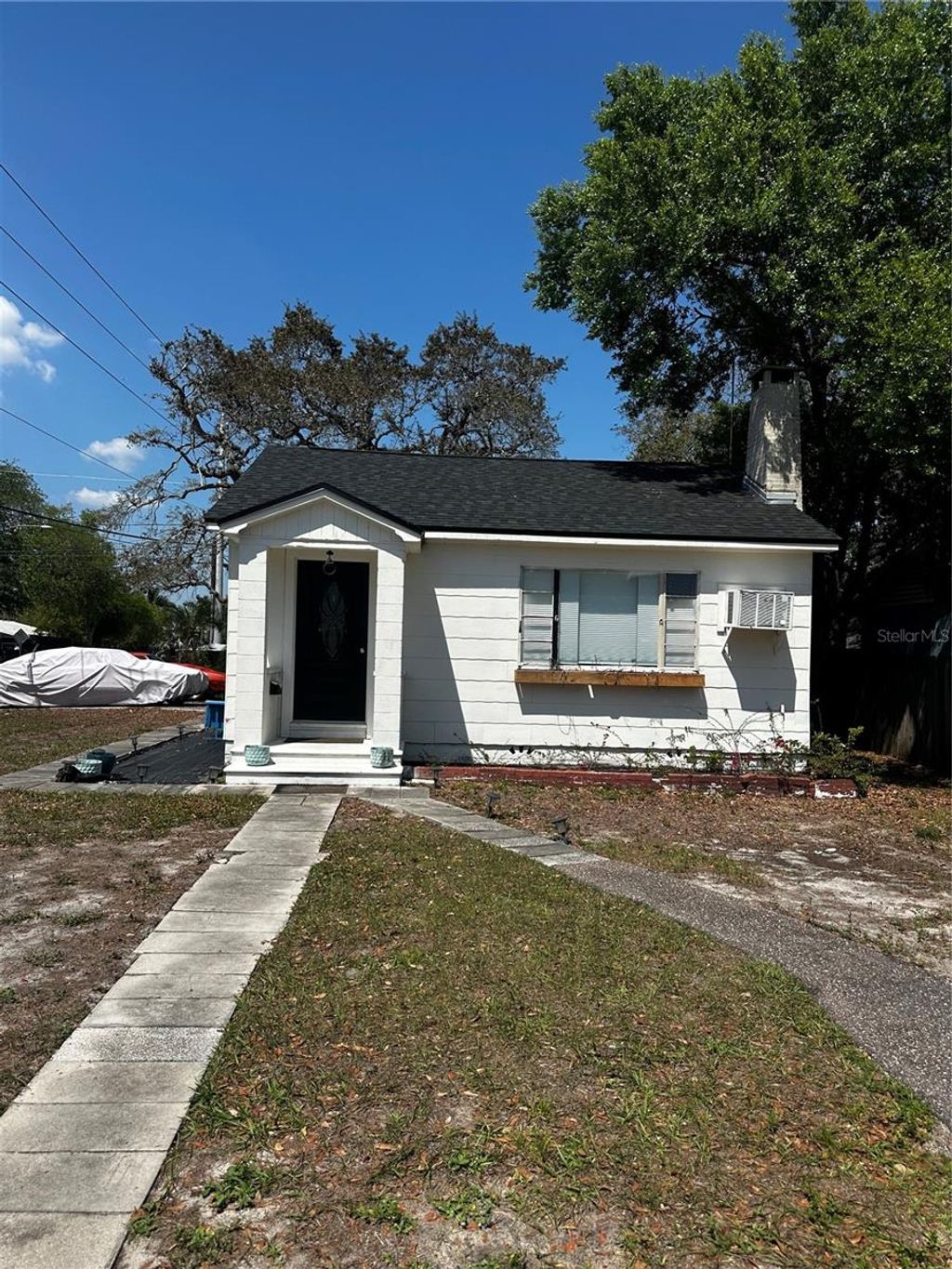 Photo of 491 31st Avenue N, St Petersburg, FL 33704 (MLS # TB8490541)