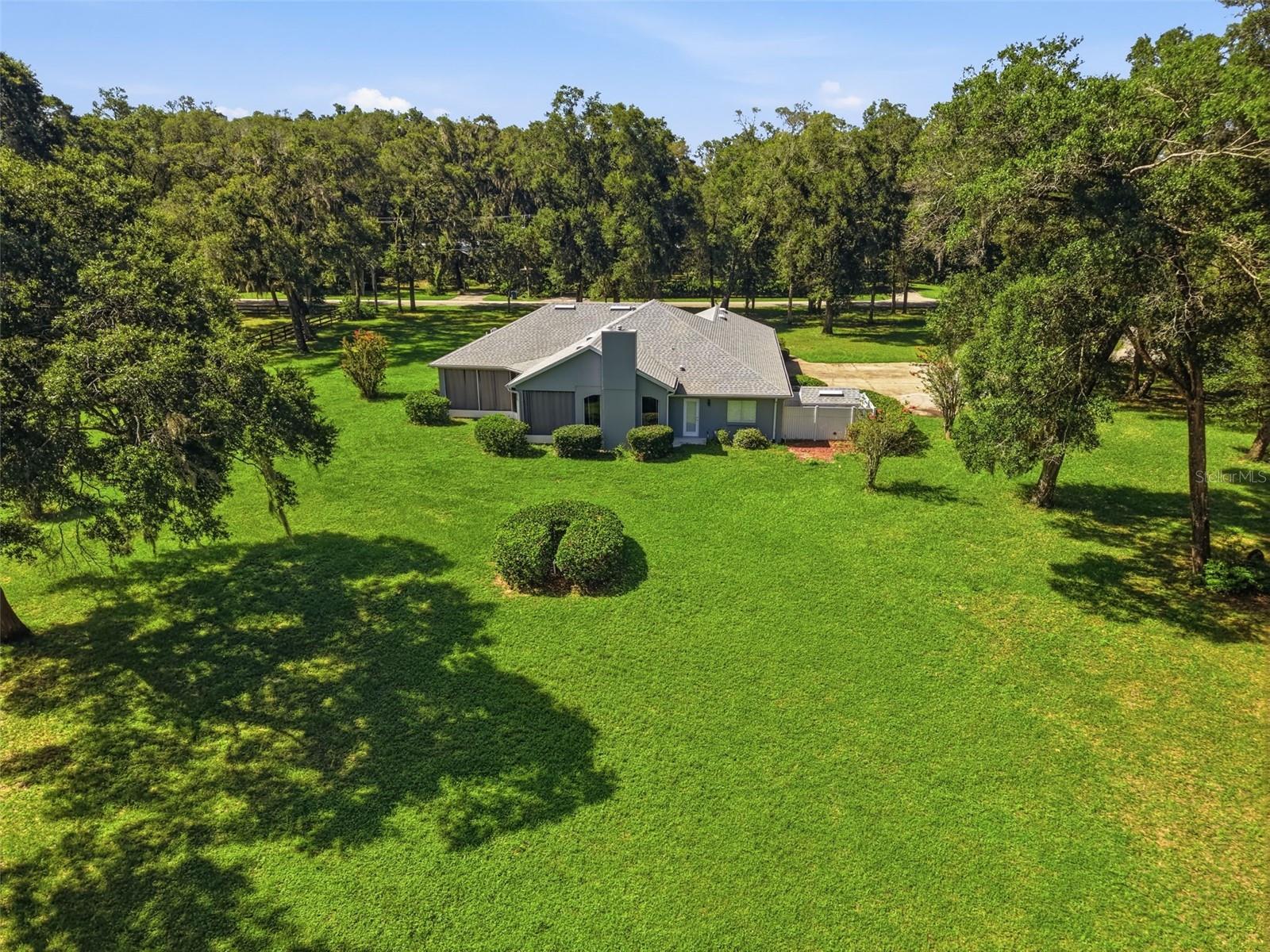 2111 SUN VALLEY LANE