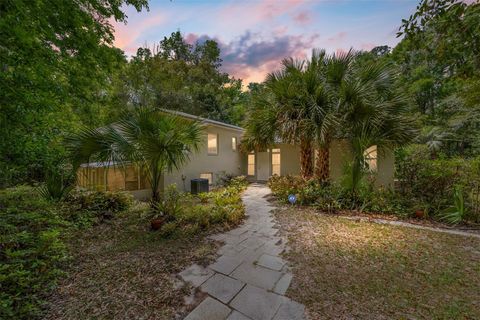 1711 NW 10TH AVENUE GAINESVILLE FL 32605