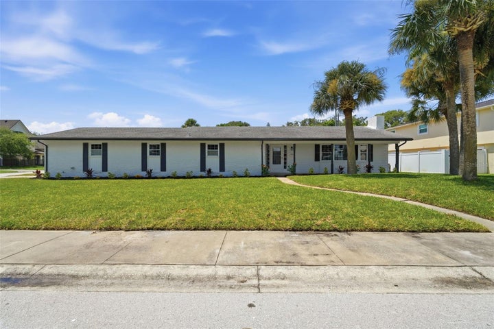 Photo 1 of 38 — 102 ANN RUSTIN DRIVE, ORMOND BEACH, FL 32176