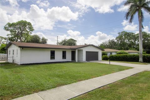 Photo of 2320 N Euclid Avenue, Sarasota, FL 34234 (MLS # A4667448)