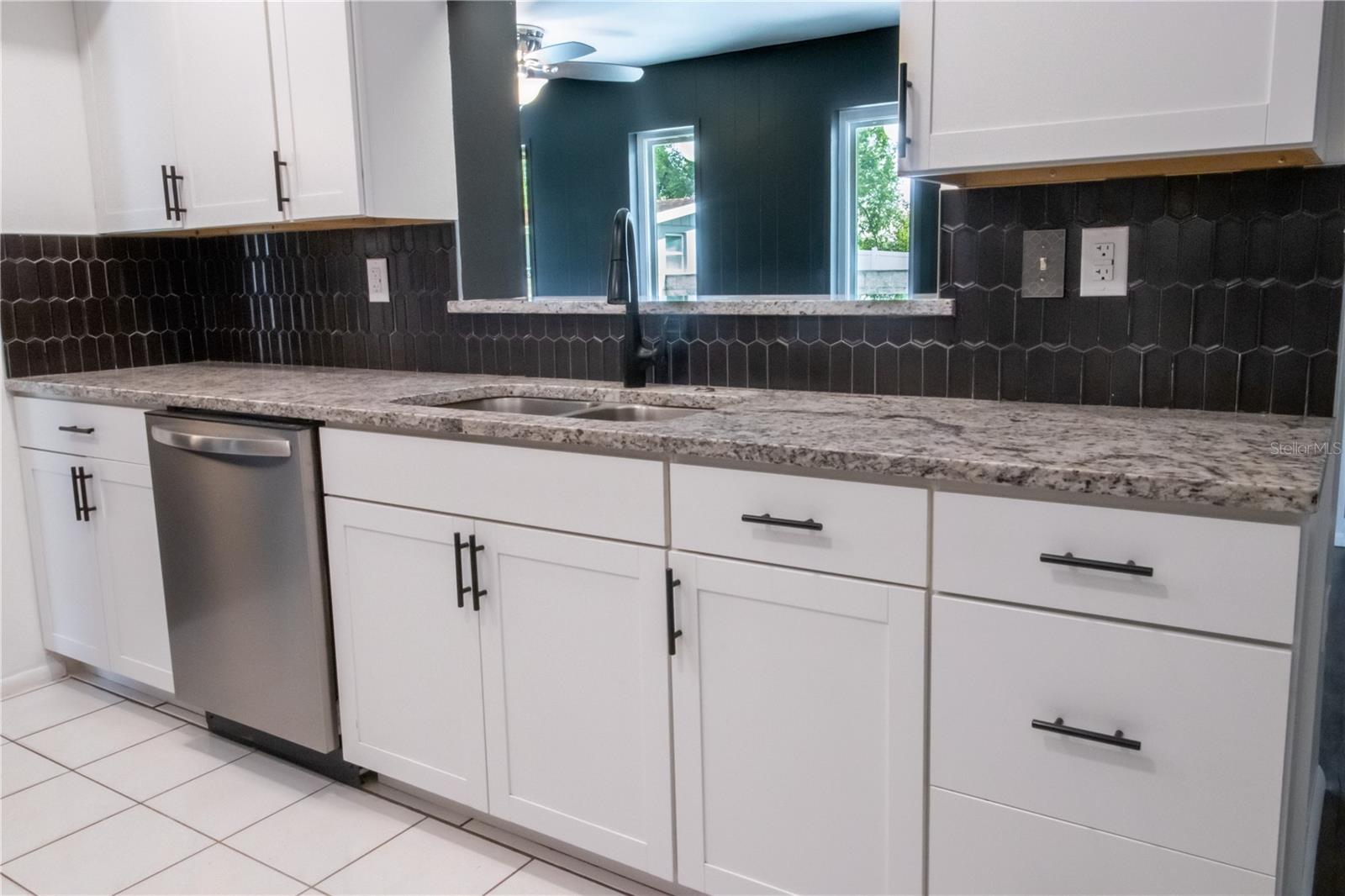 LENRAY HEIGHTS - Residential