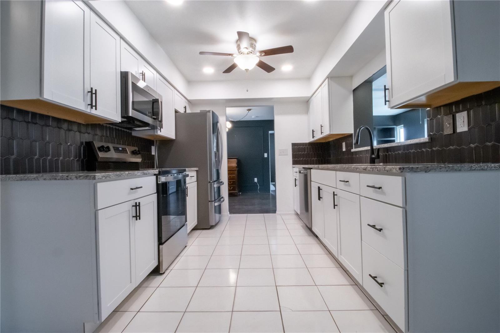 LENRAY HEIGHTS - Residential