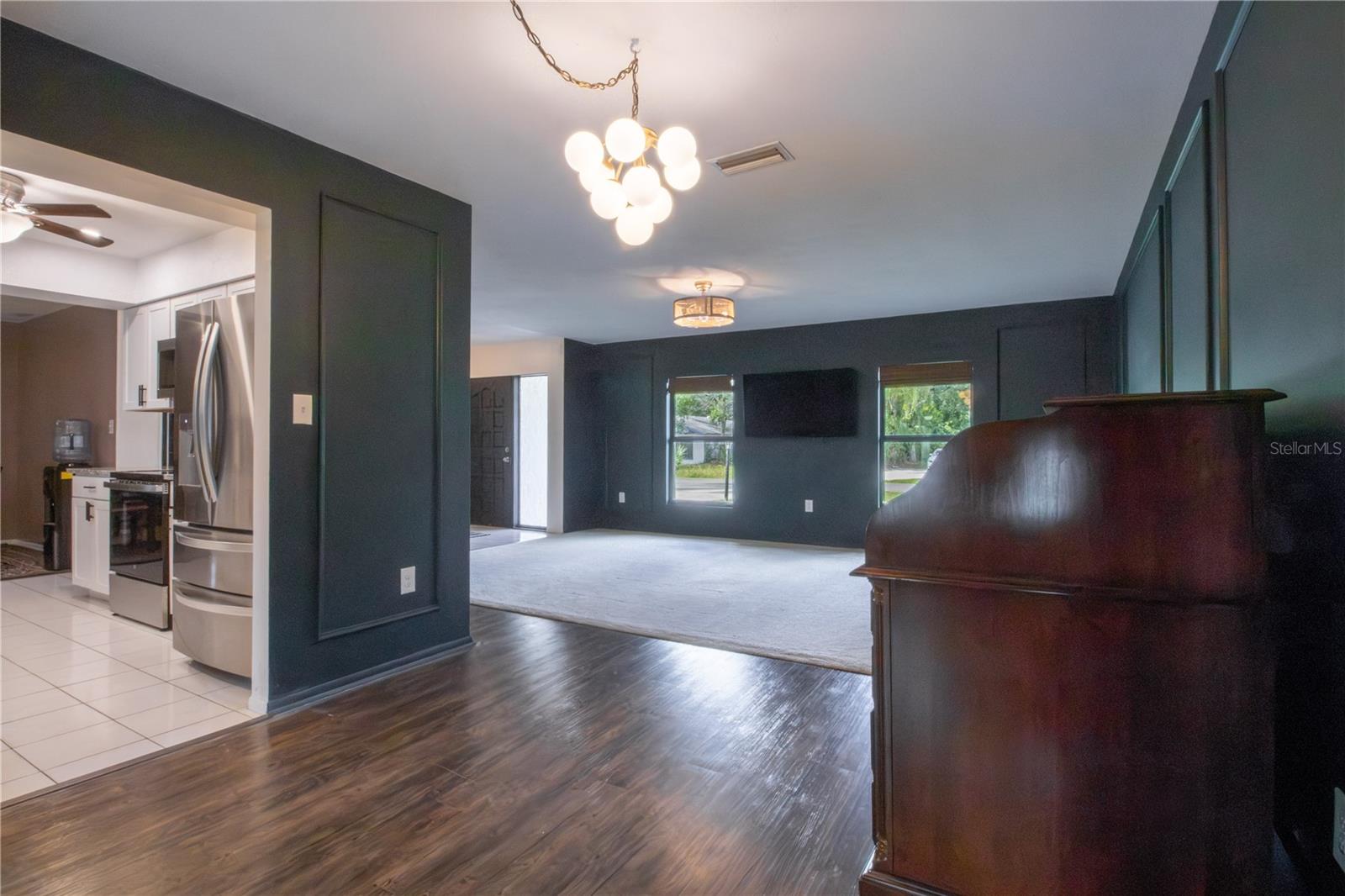 LENRAY HEIGHTS - Residential