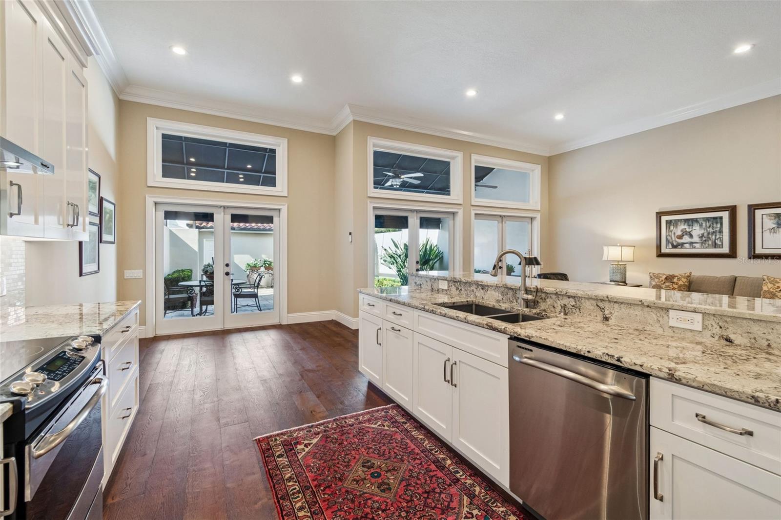 ADESTE A CONDO - Residential