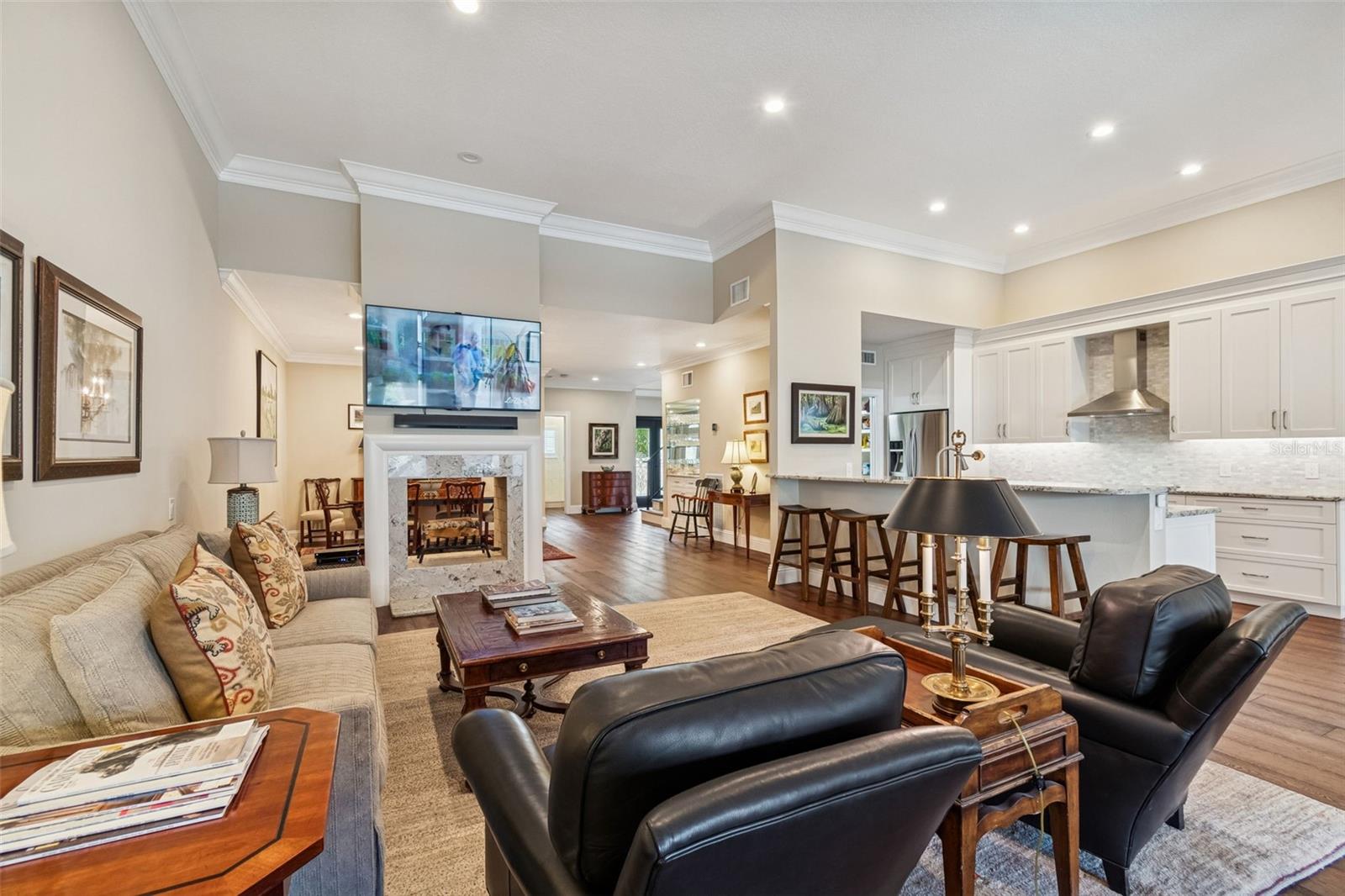 ADESTE A CONDO - Residential