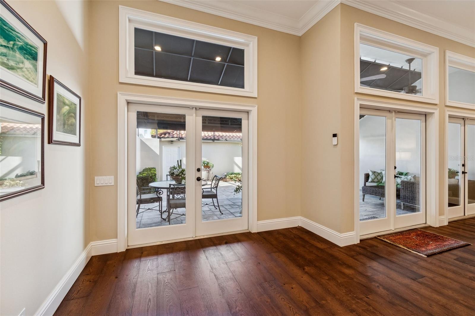 ADESTE A CONDO - Residential