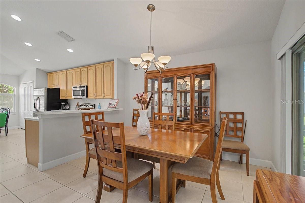 TAMPA PALMS AREA 4 PRCL 11 U - Residential