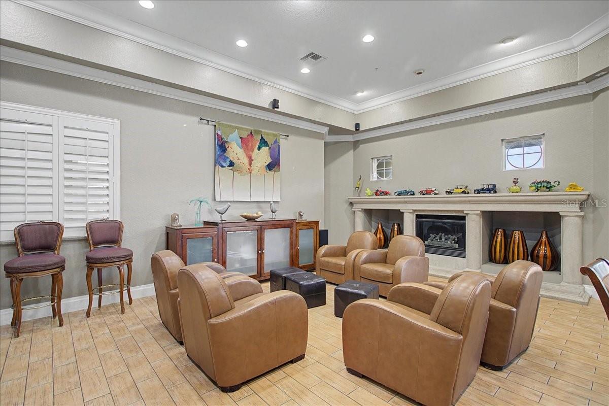 TAMPA PALMS AREA 4 PRCL 11 U - Residential