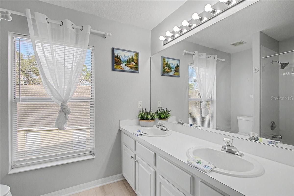 TAMPA PALMS AREA 4 PRCL 11 U - Residential