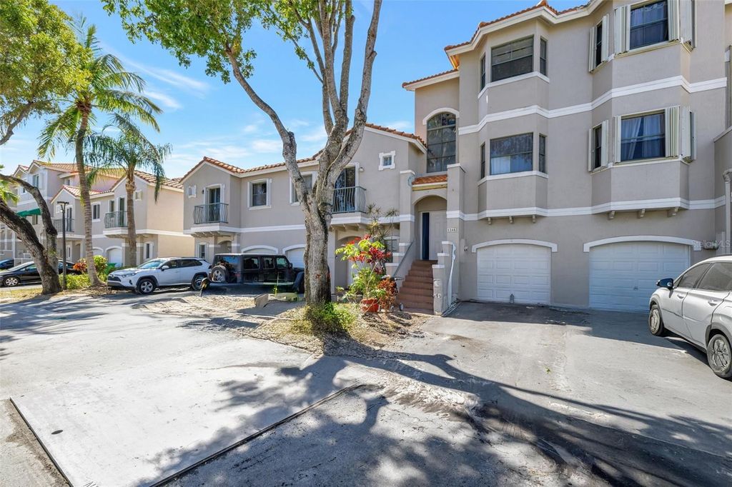 Photo of 12662 NW 14th Street, Sunrise, FL 33323 (MLS # S5146043)