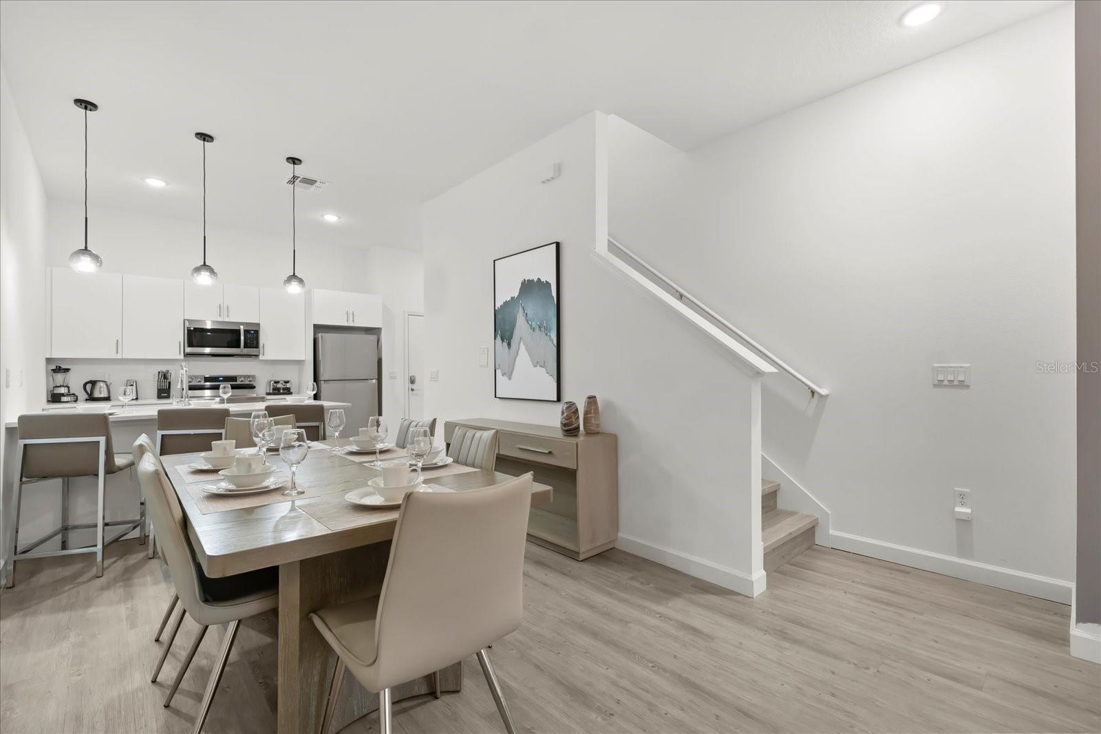 AZUR RESIDENCE - Residential