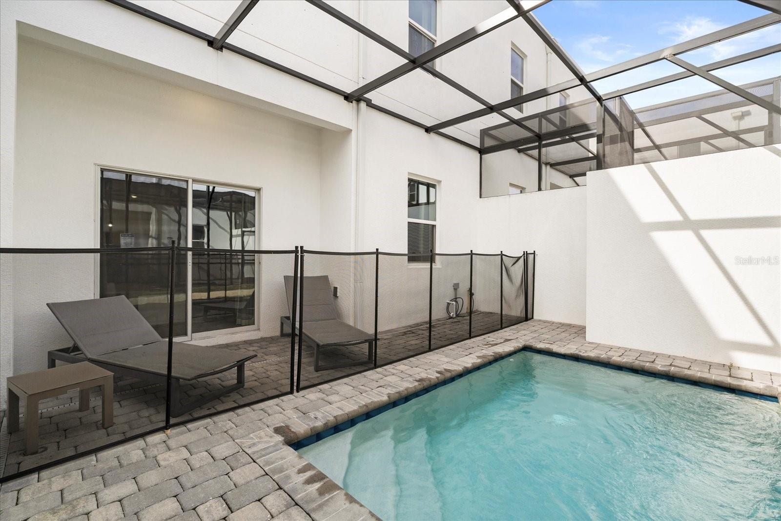 AZUR RESIDENCE - Residential