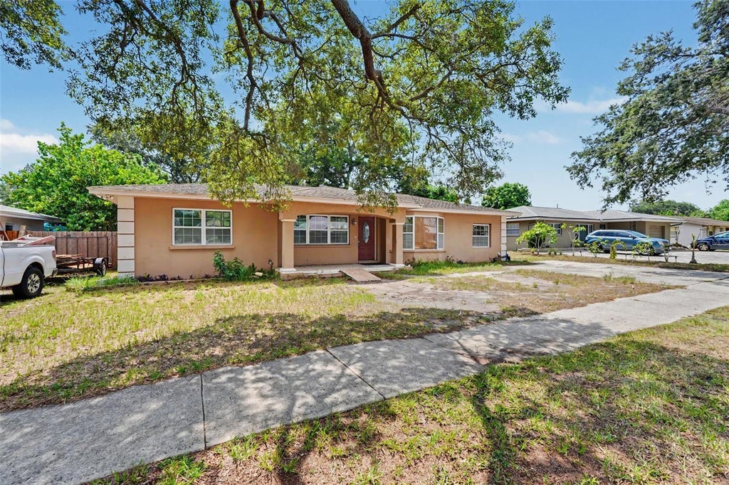 Photo of 1358 S Keene Road, Clearwater, FL 33756 (MLS # TB8524103)