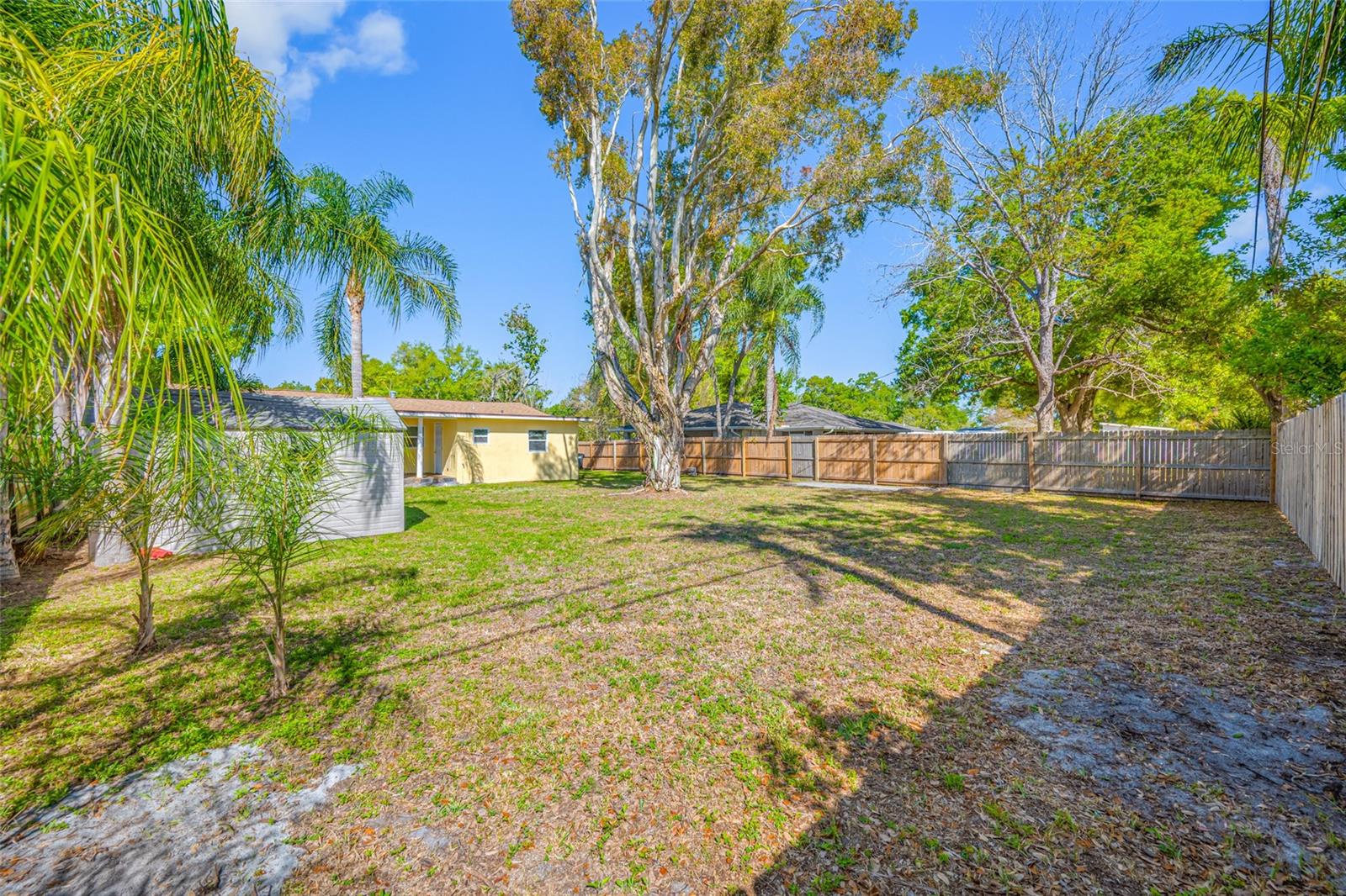 N 70FT OF S 680FT OF E 150 FT OF W 980FT OF SW 1/4 - Residential