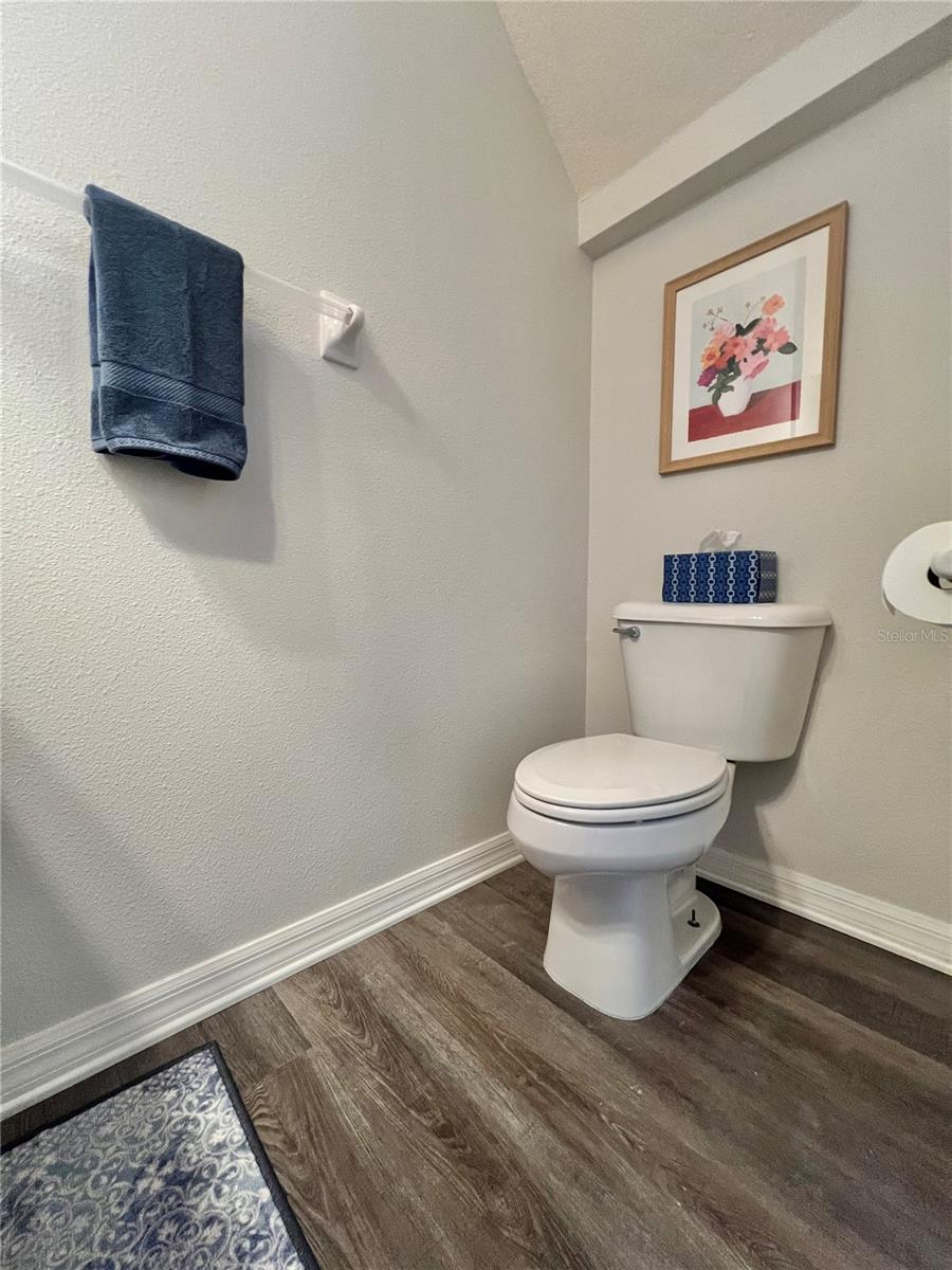 PINE GROVE CONDO AT BLOOMINGDALE - Residential