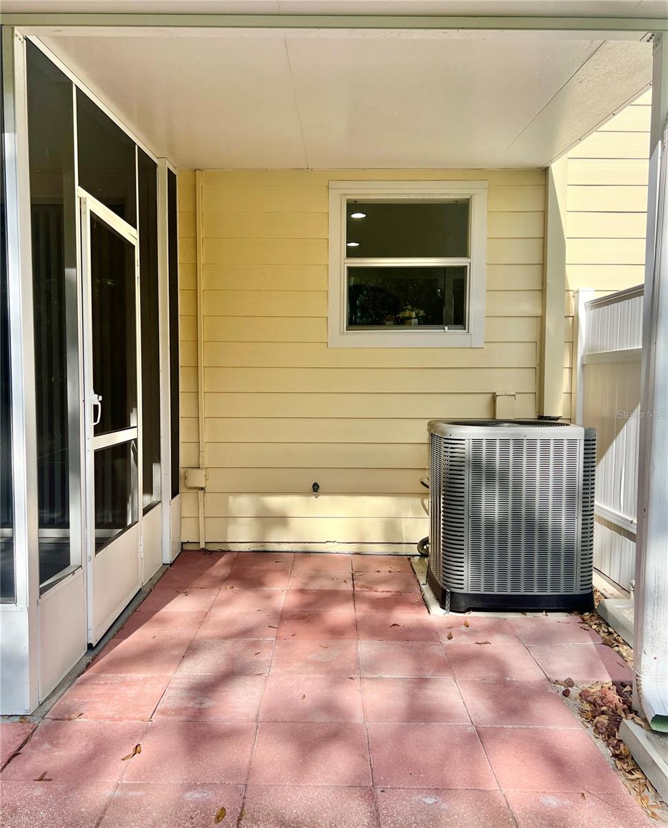 PINE GROVE CONDO AT BLOOMINGDALE - Residential