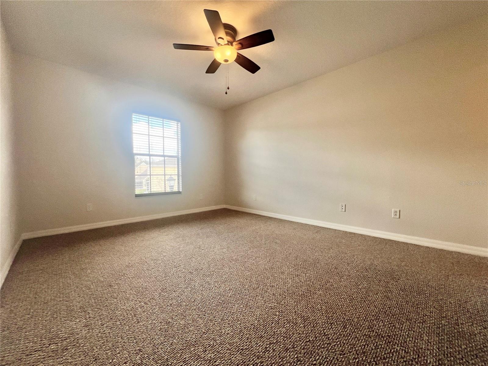 PINE GROVE CONDO AT BLOOMINGDALE - Residential