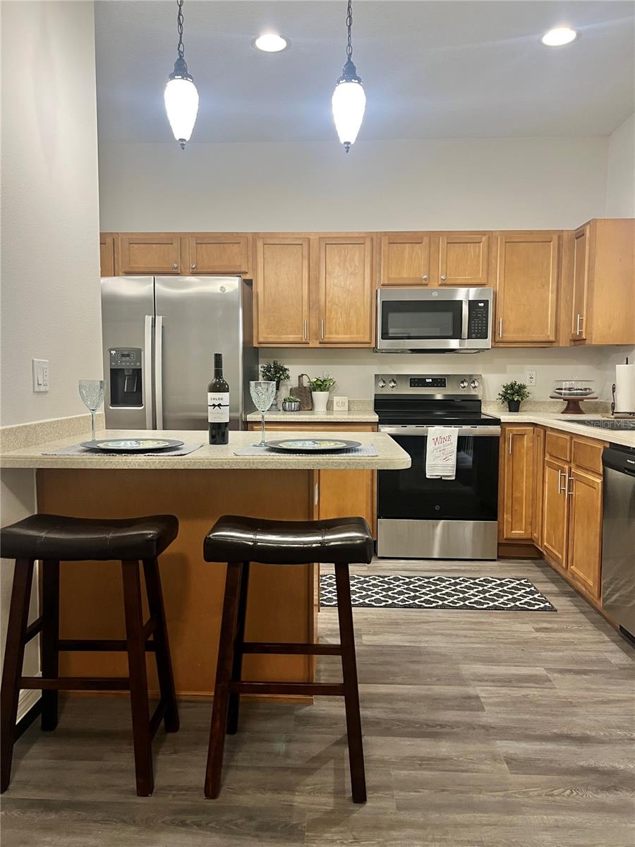 PINE GROVE CONDO AT BLOOMINGDALE - Residential