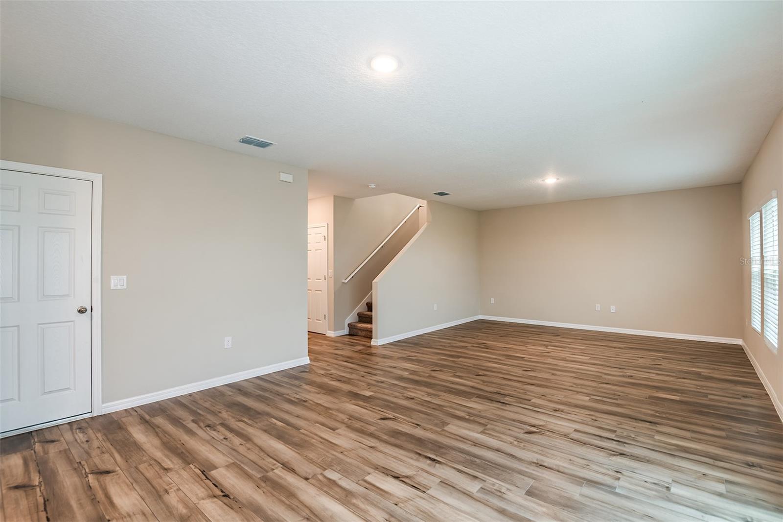 LAWSON DUNES - Residential