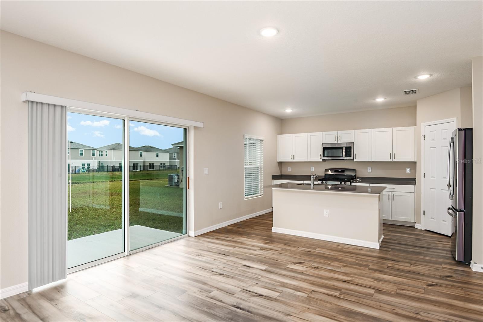 LAWSON DUNES - Residential