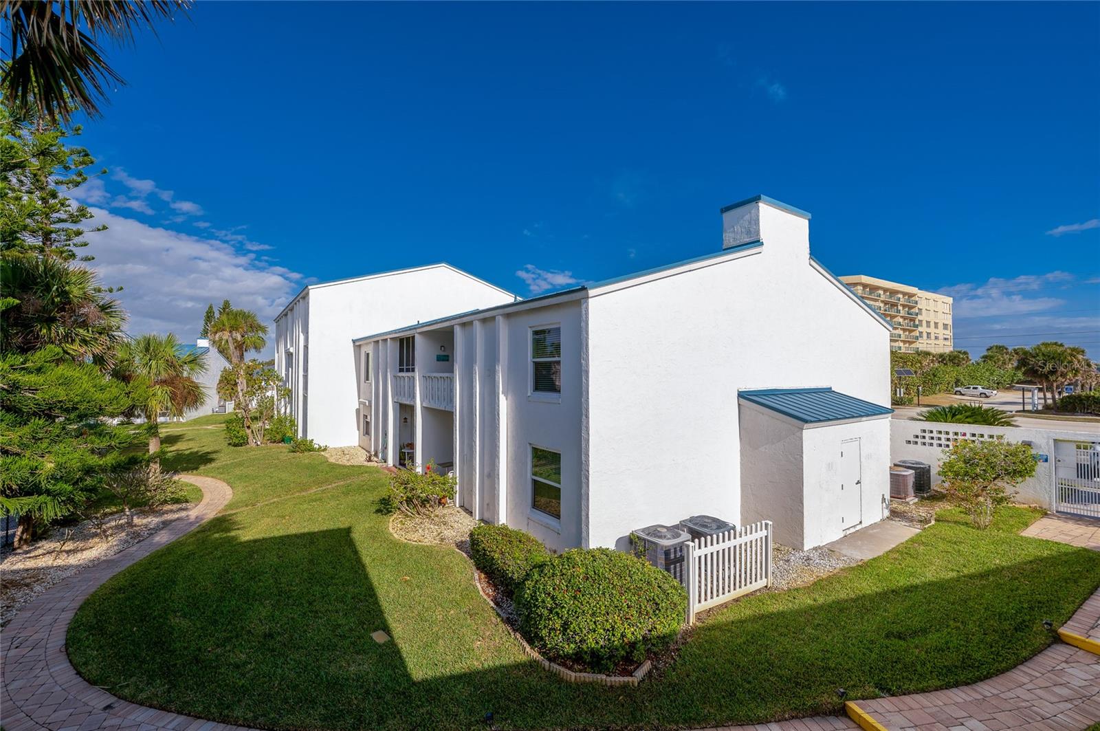 BEACON  POINT CONDO - Residential