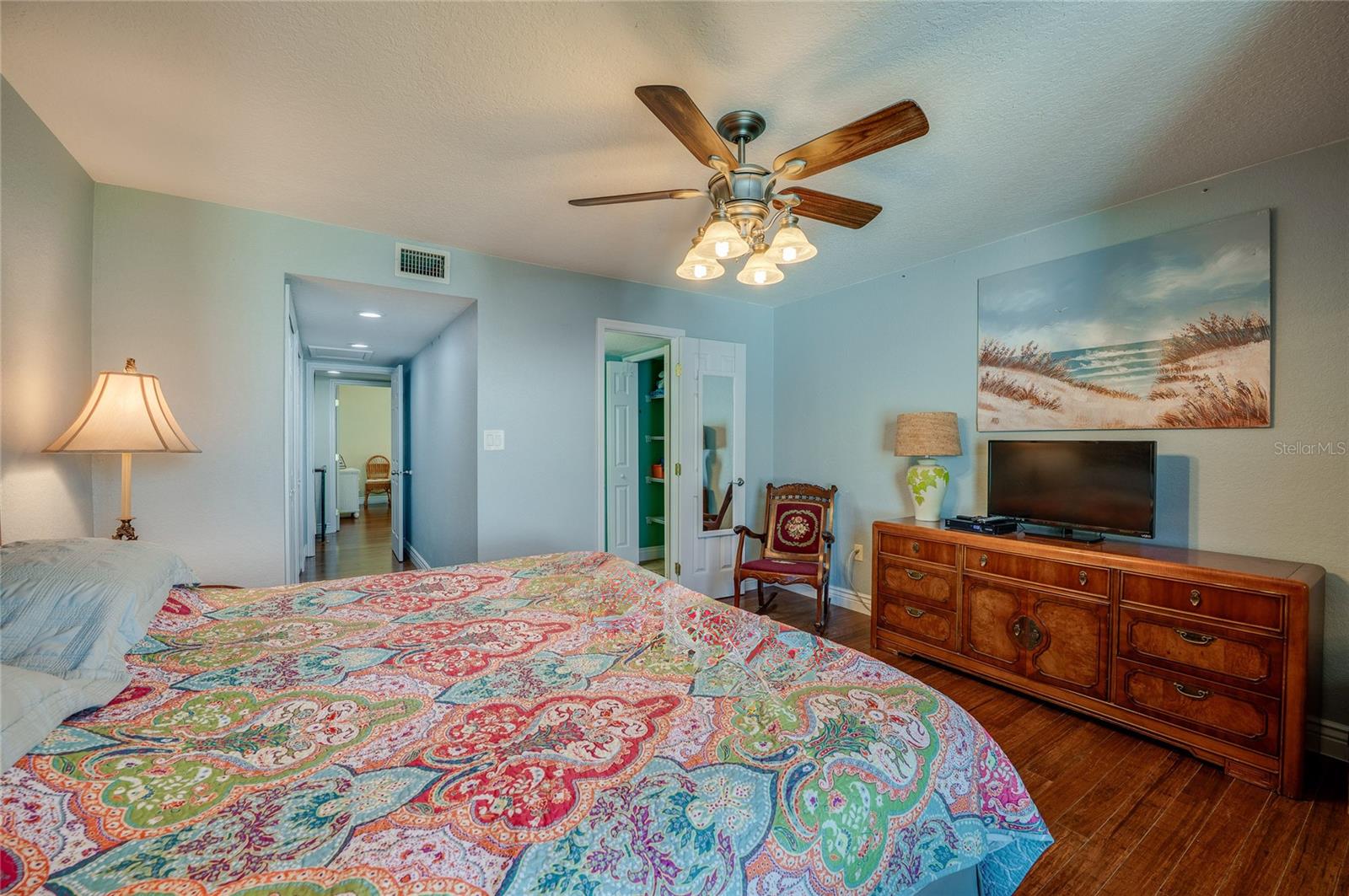 BEACON  POINT CONDO - Residential