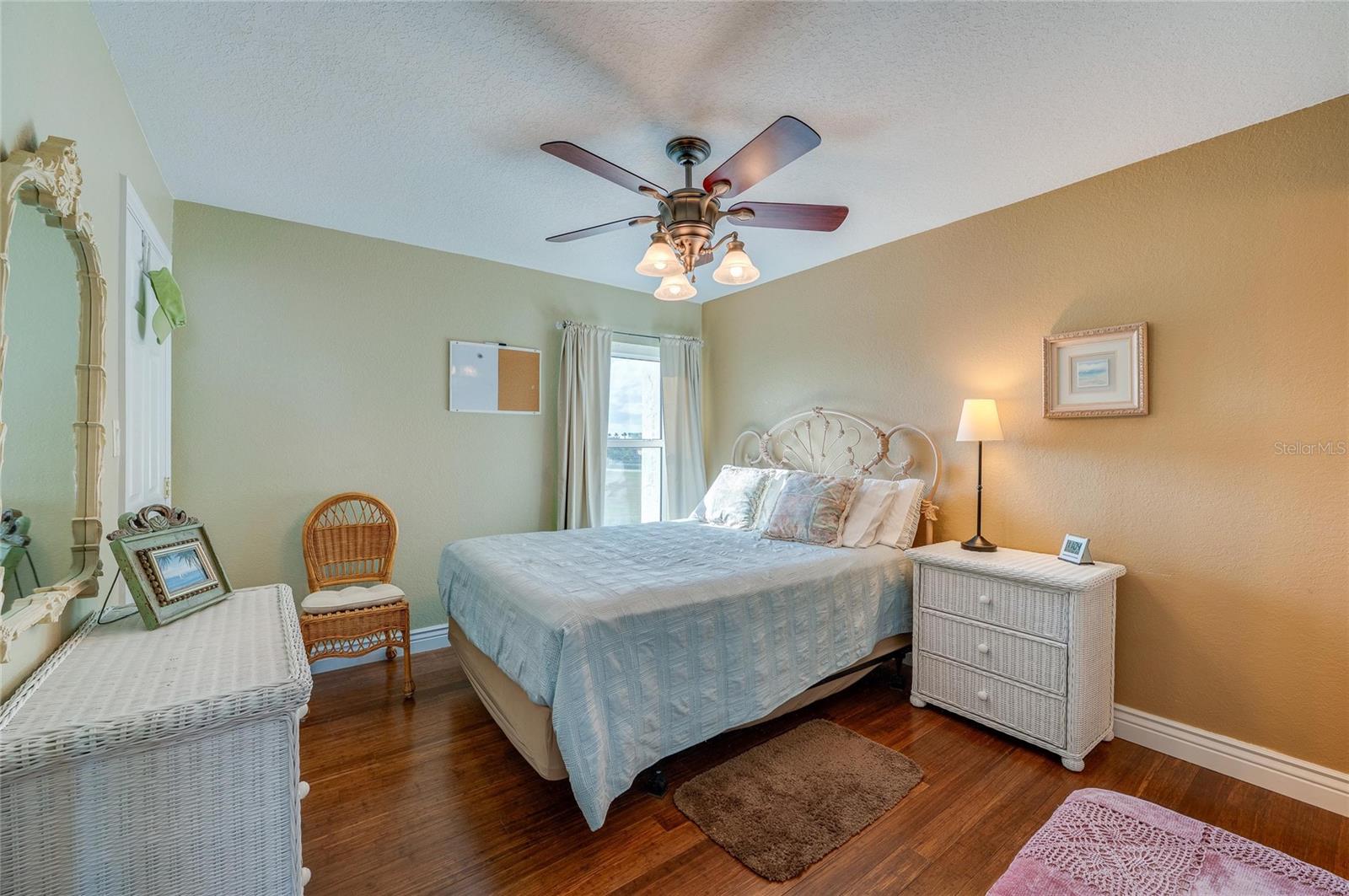 BEACON  POINT CONDO - Residential