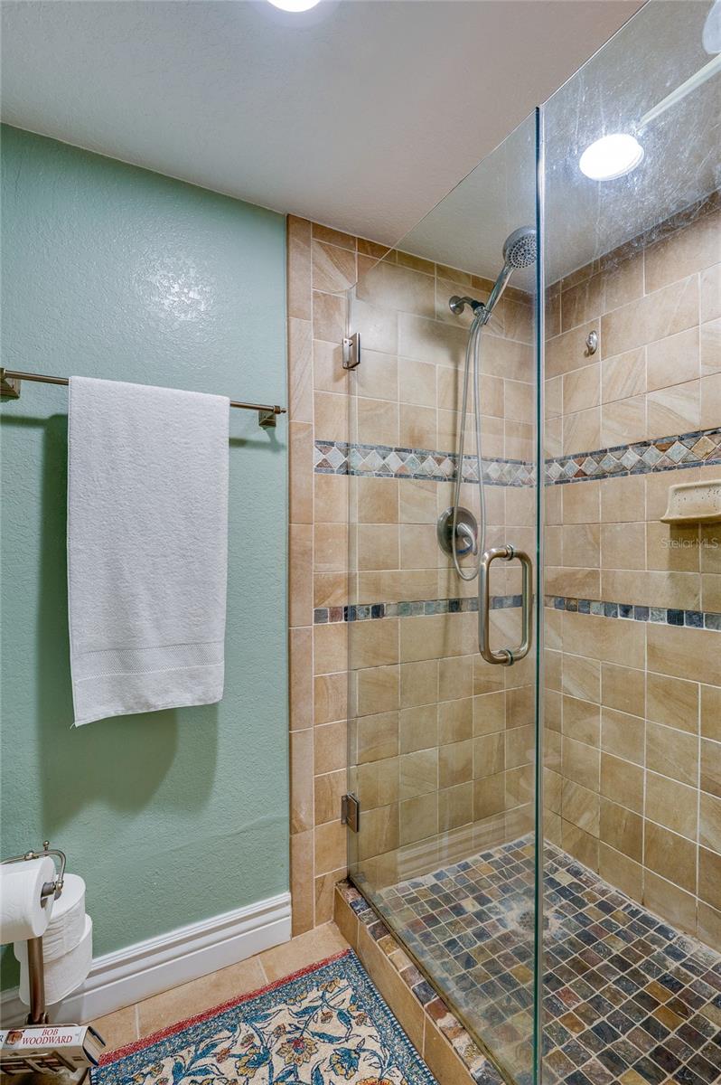 BEACON  POINT CONDO - Residential