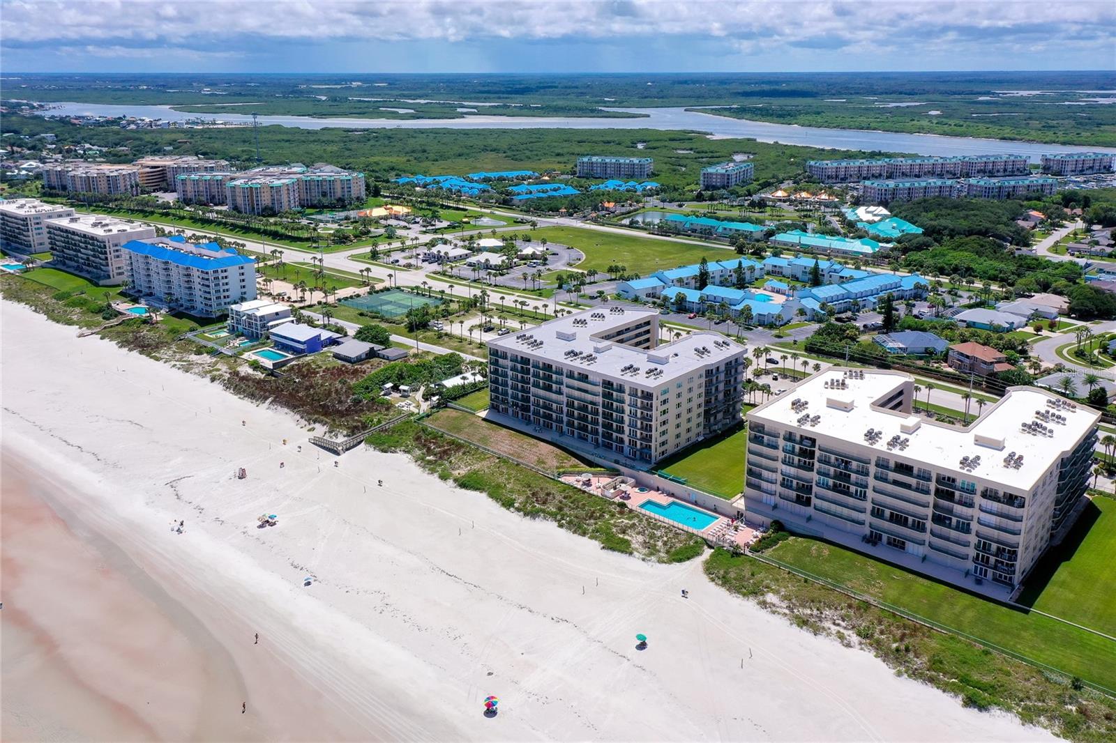 BEACON  POINT CONDO - Residential