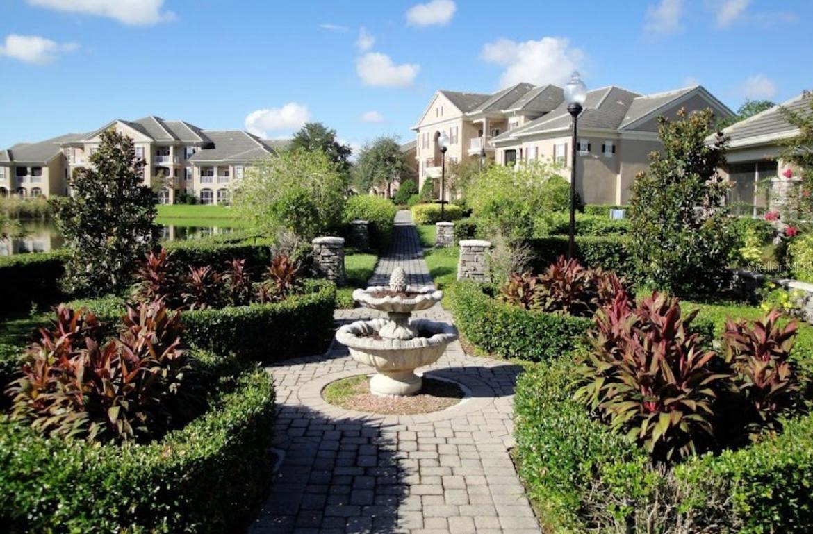 CAPRI/HUNTERS CRK CONDO - Residential