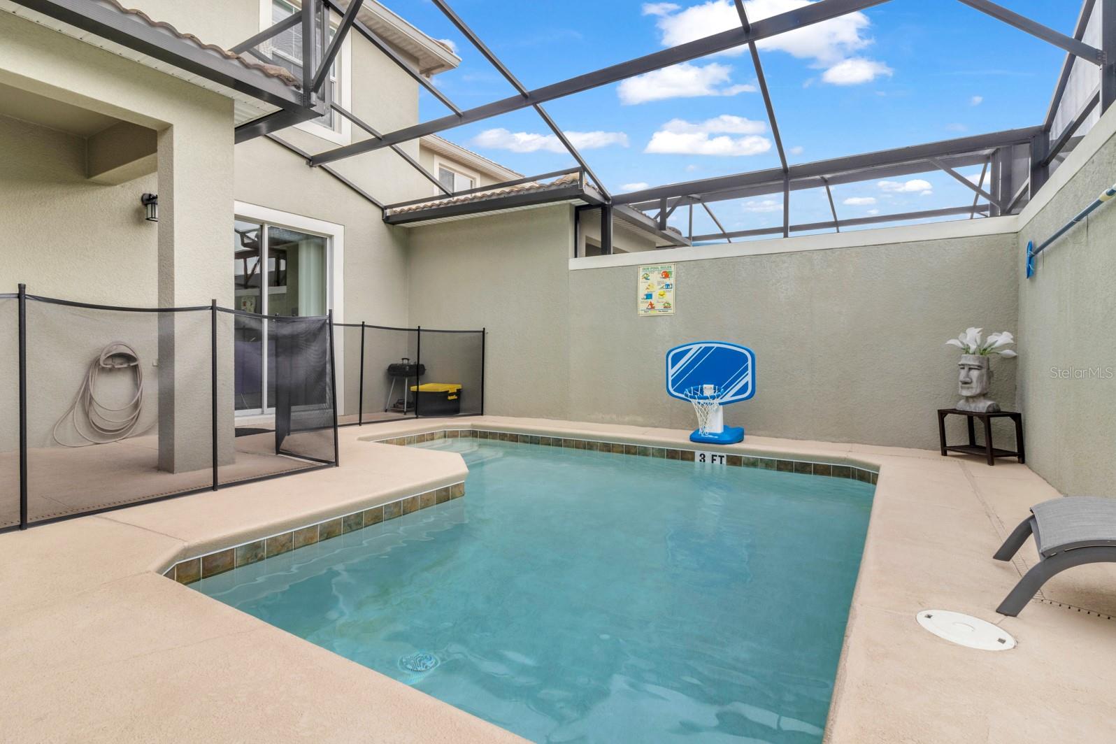 STOREY LAKE PH 3 - Residential