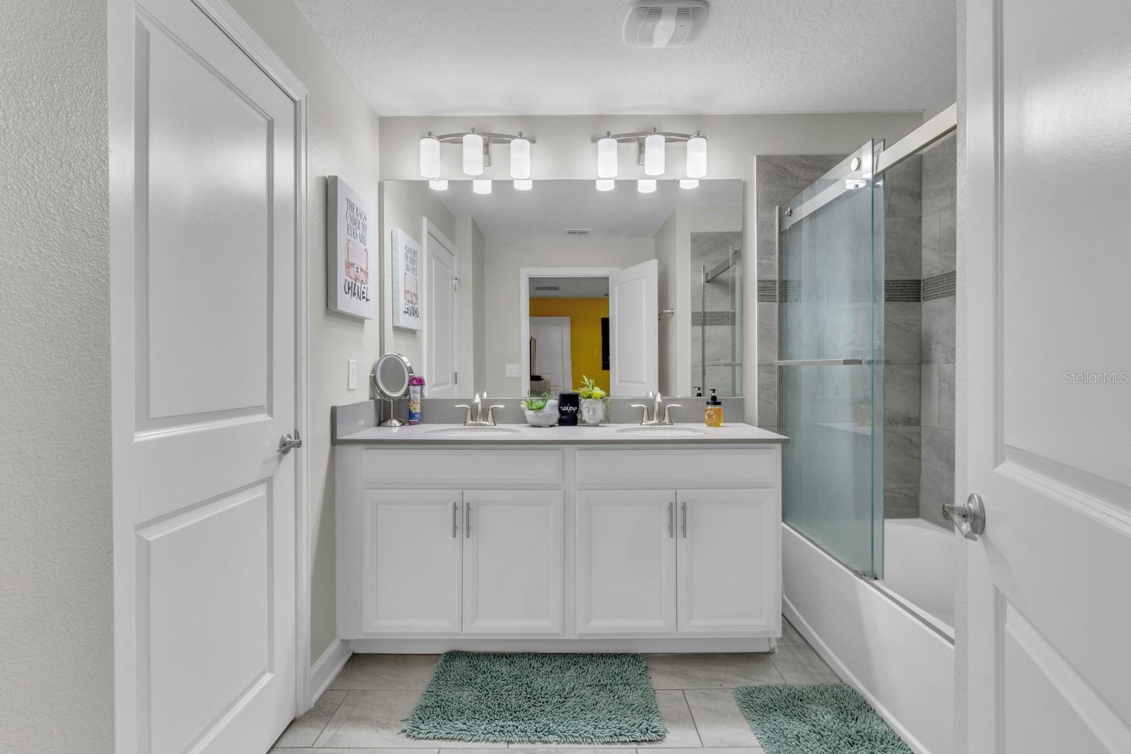 STOREY LAKE PH 3 - Residential