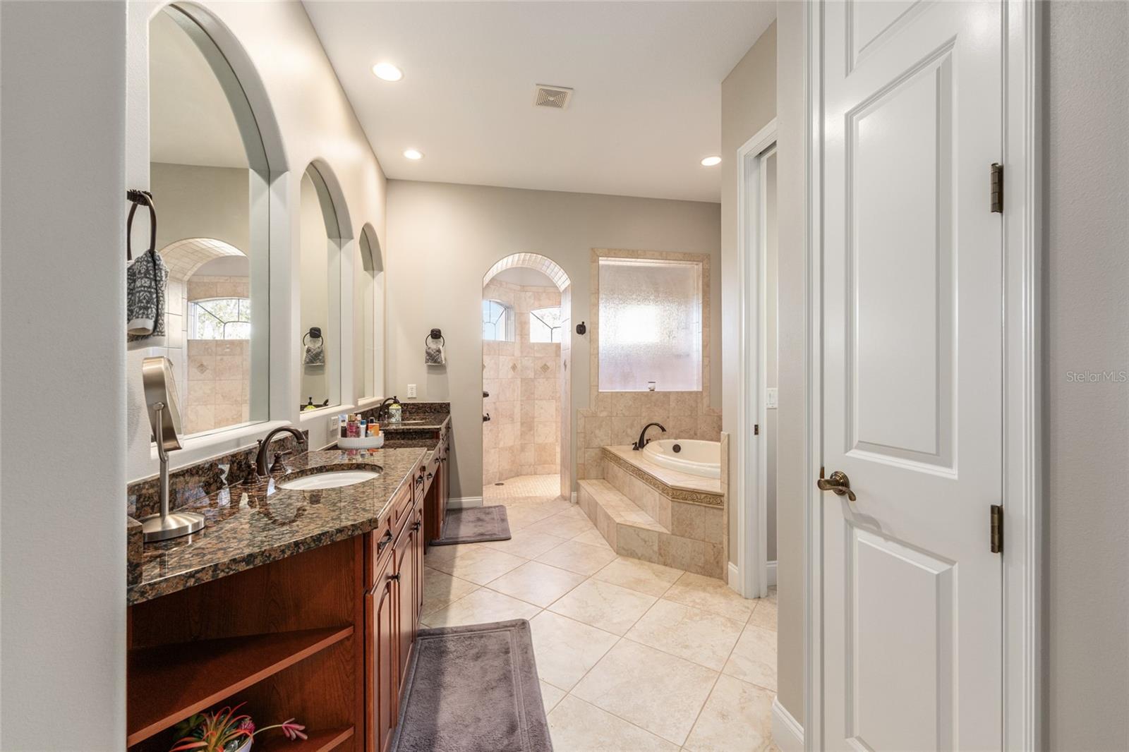 CEDARS AT BELLECHASE - Residential