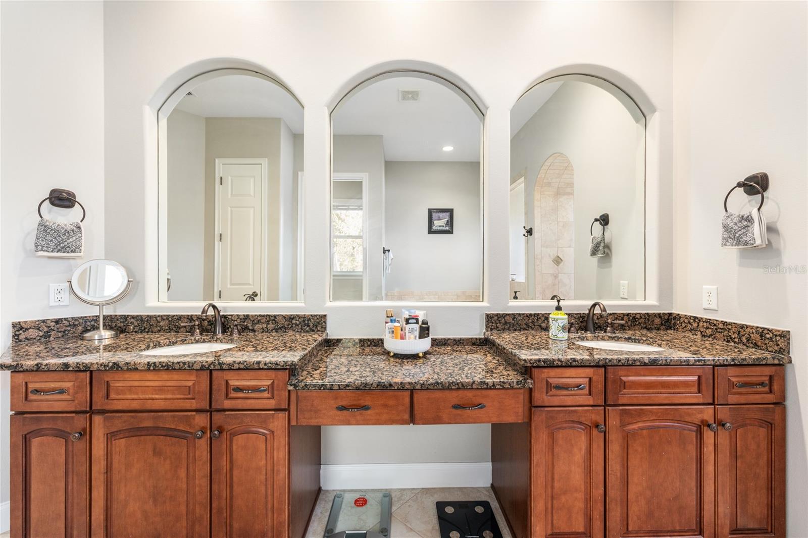 CEDARS AT BELLECHASE - Residential