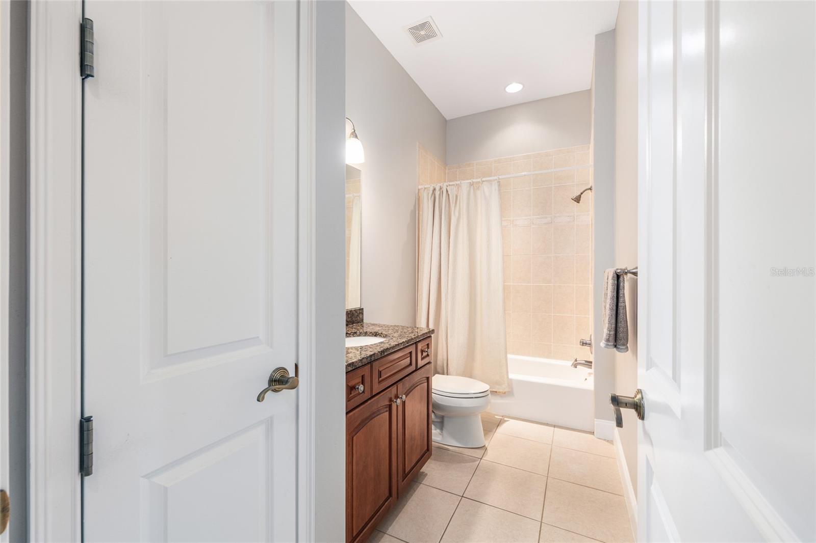 CEDARS AT BELLECHASE - Residential