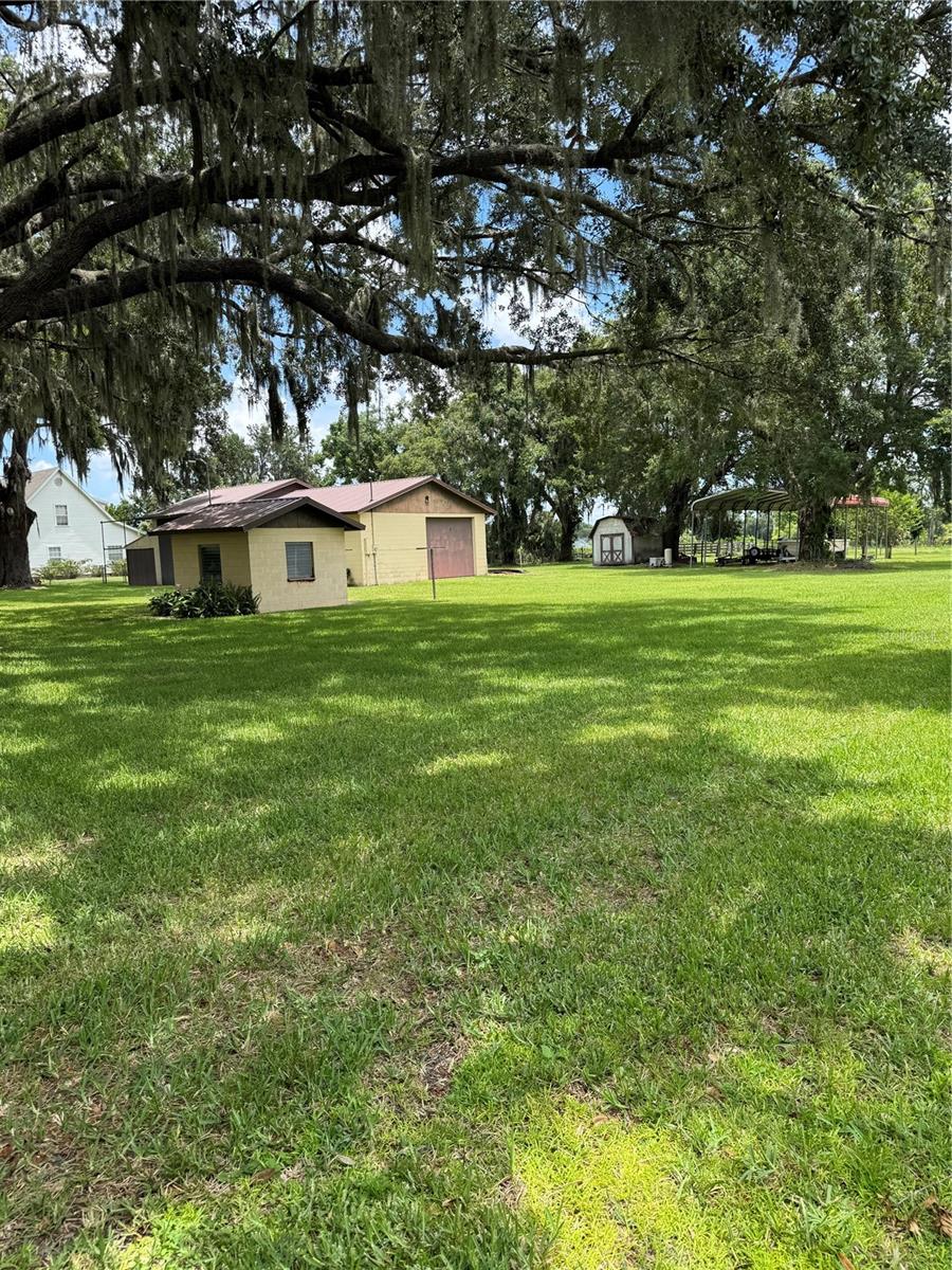 UNPLATTED - Residential