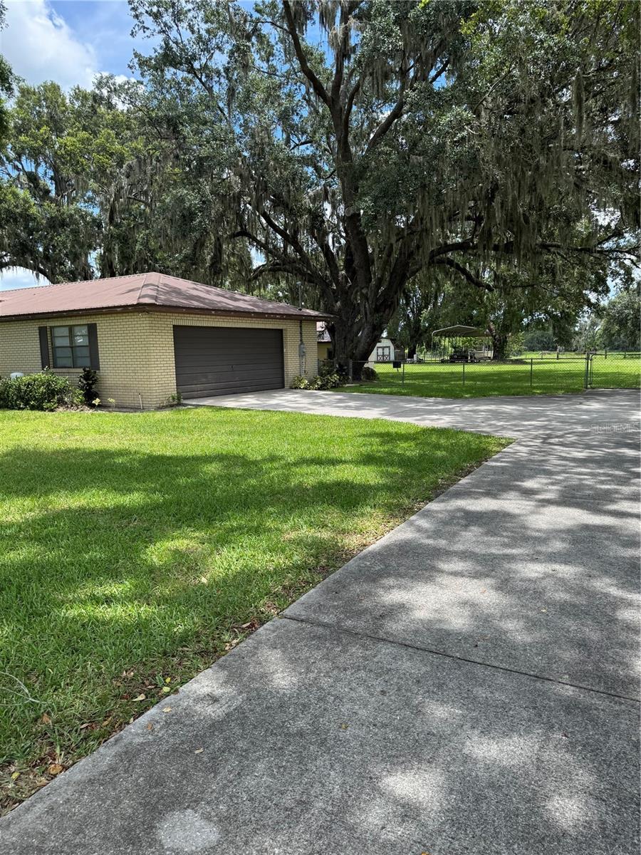 UNPLATTED - Residential