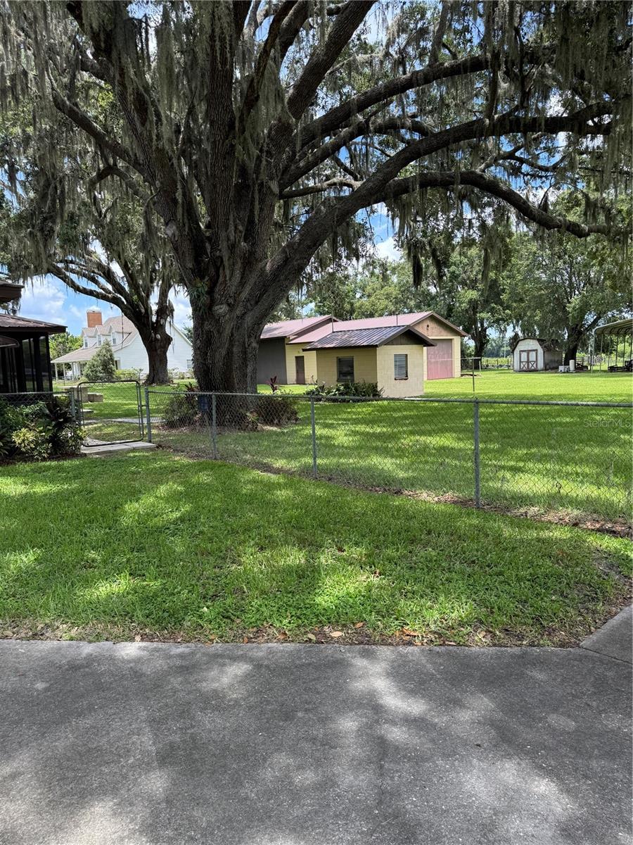 UNPLATTED - Residential