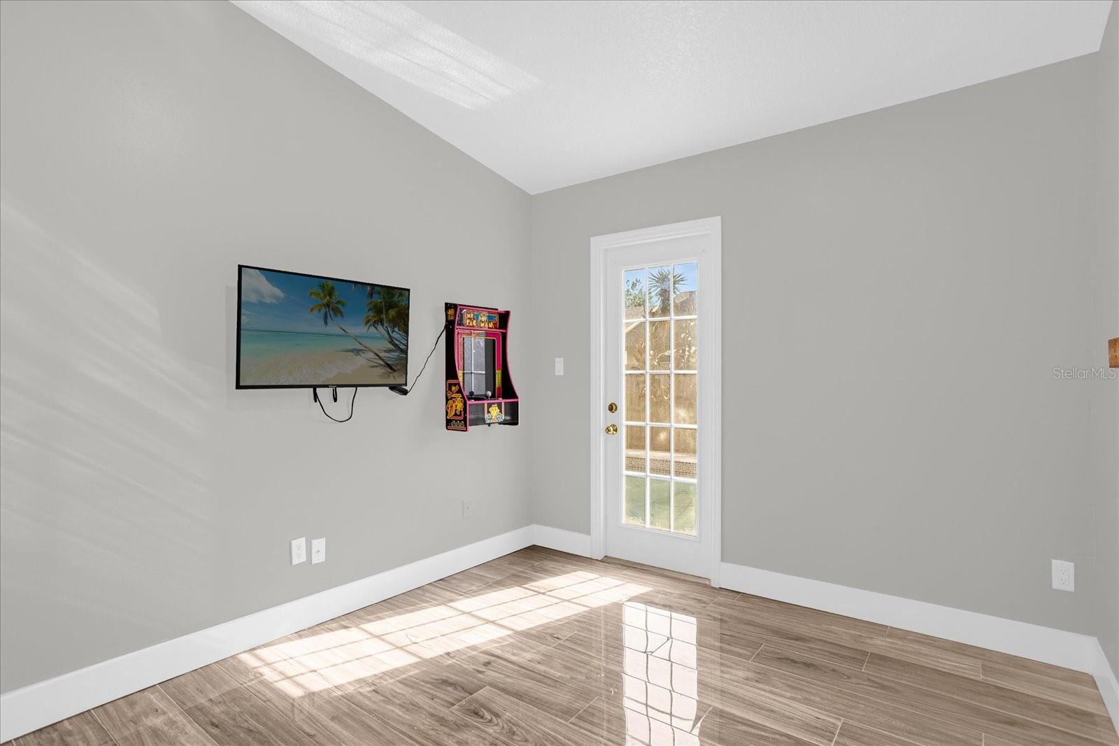 SKY LAKE SOUTHF - Residential