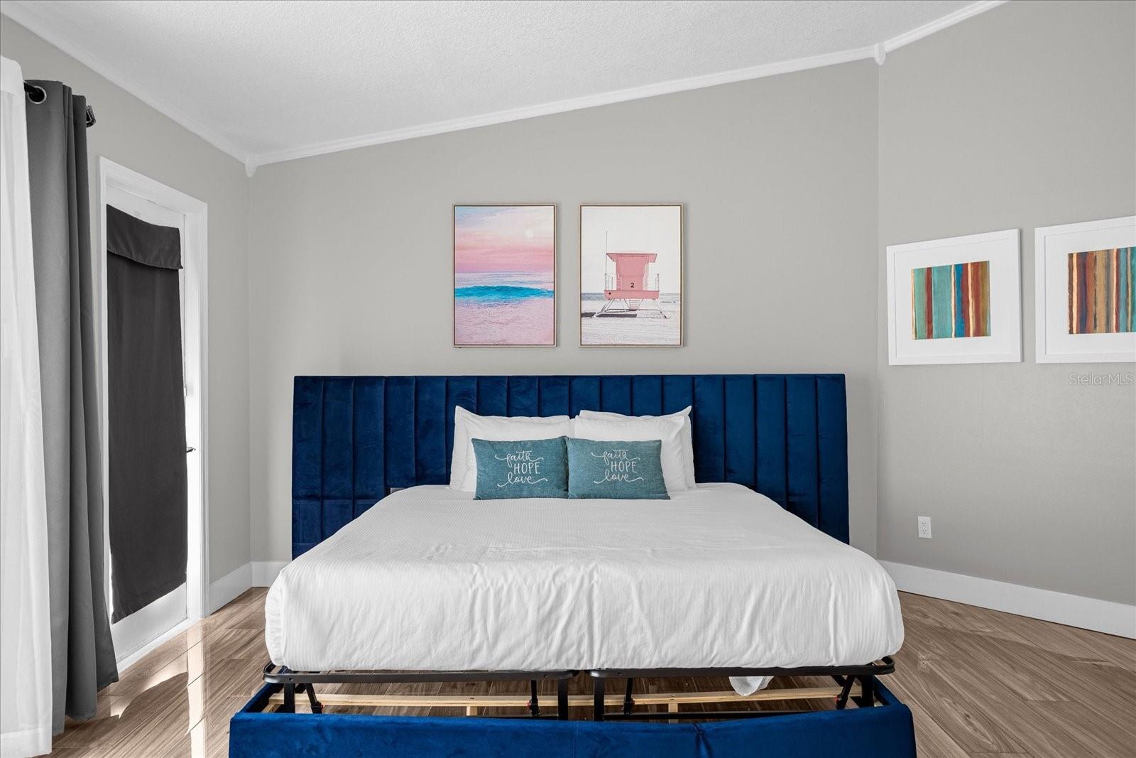 SKY LAKE SOUTHF - Residential