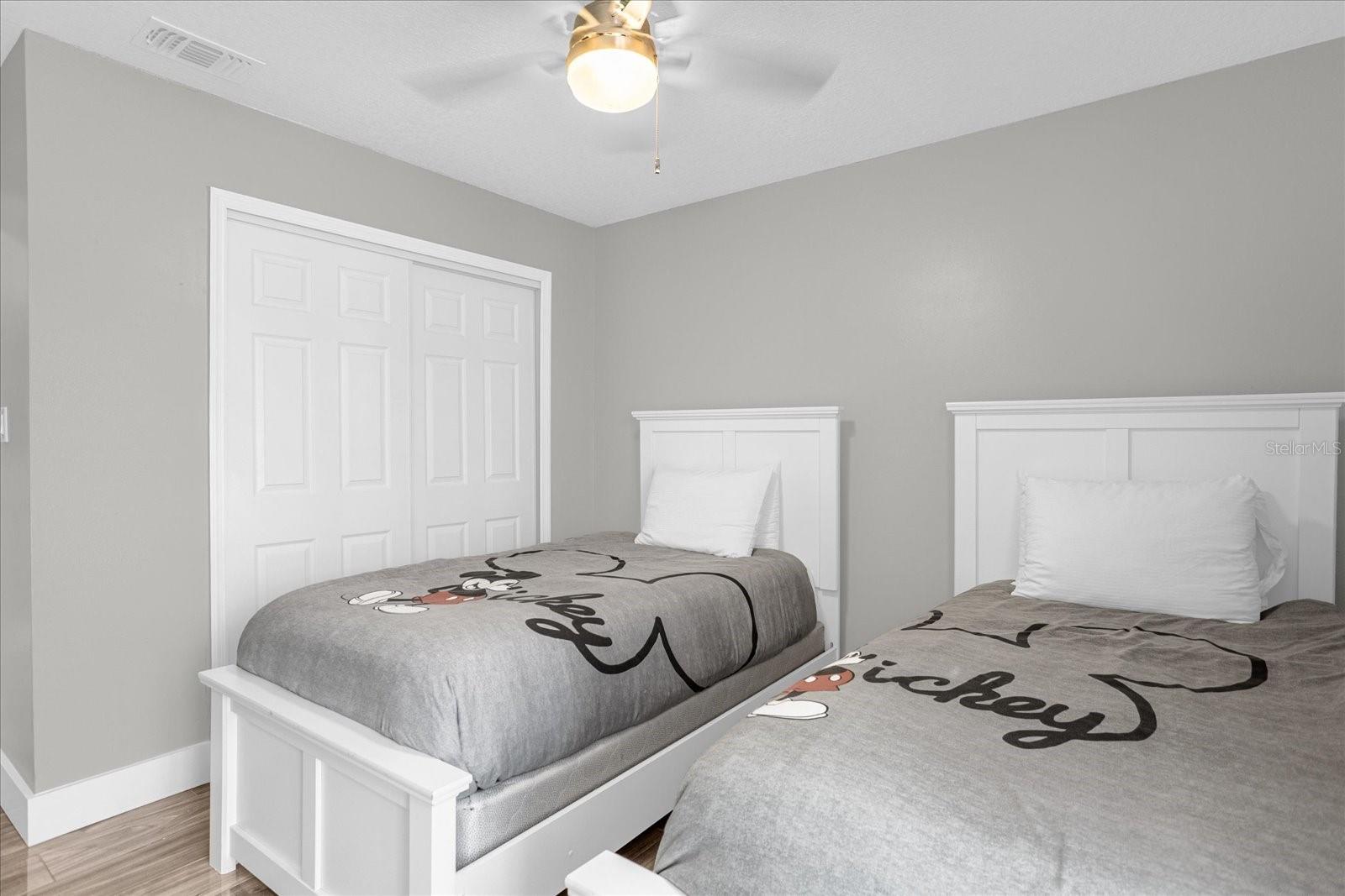 SKY LAKE SOUTHF - Residential