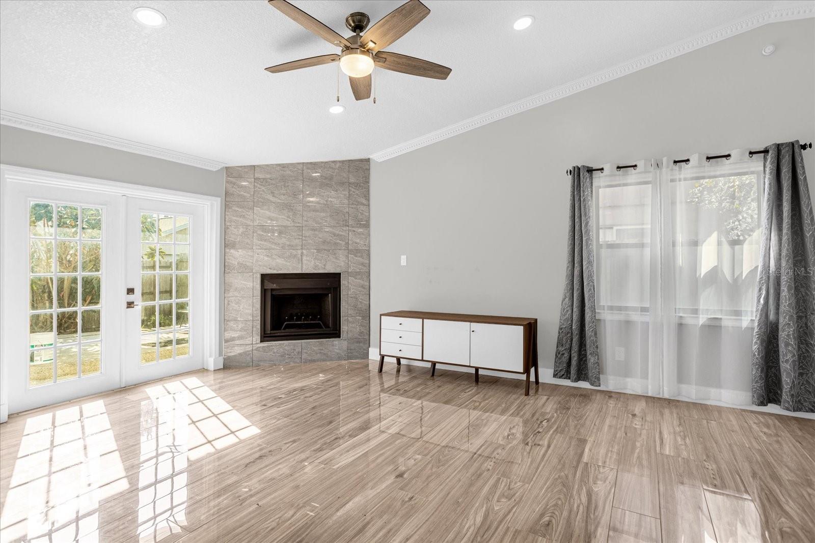 SKY LAKE SOUTHF - Residential