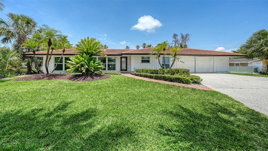 Endless possibilities on Bird Key! This prime garden home sits in a location full of potential. Whether you’re looking to renovate and make it your own, start fresh with new construction, or add space to support your lifestyle—this property delivers. The lot is ideal for building a custom home that takes full advantage of the scenery and views. Already have a main residence? This could be the perfect spot for a guest house, studio, or even a car collector’s garage with room for your growing collection. The Bird Key location is convenient and has easy access to so many shops and galleries. Beach access for the beachgoers is enjoyable on Lido Key, which offers beautiful beaches and recreational activities, St Armands for upscale shopping and dining, Also , the Longboat Key Club is a very short distance away, which offers golf and tennis plus several restaurants. Waterfront living is at its best living on Bird Key, which also has a marina and clubhouse.